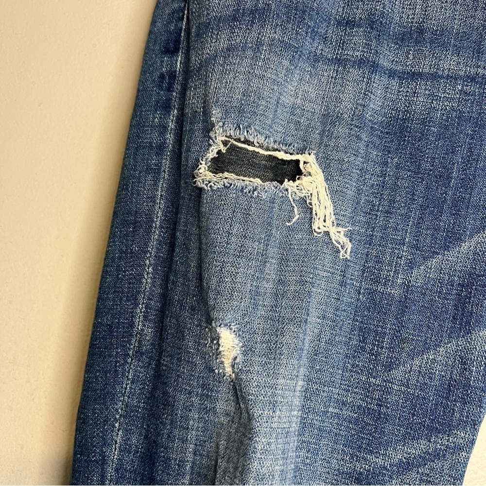 7 For All Mankind Womens Josefina Boyfriend Jeans Distressed Sz 27 Button Fly - Picture 4 of 15